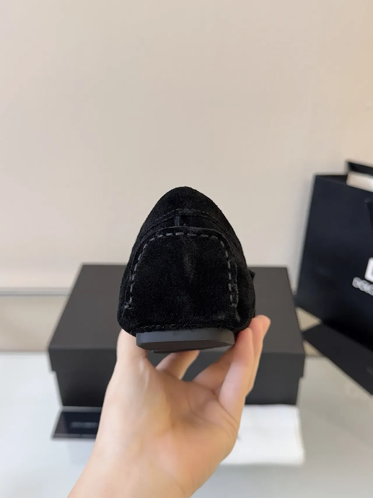 Dolce & Gabbana mocassin en daim monogrammé 4