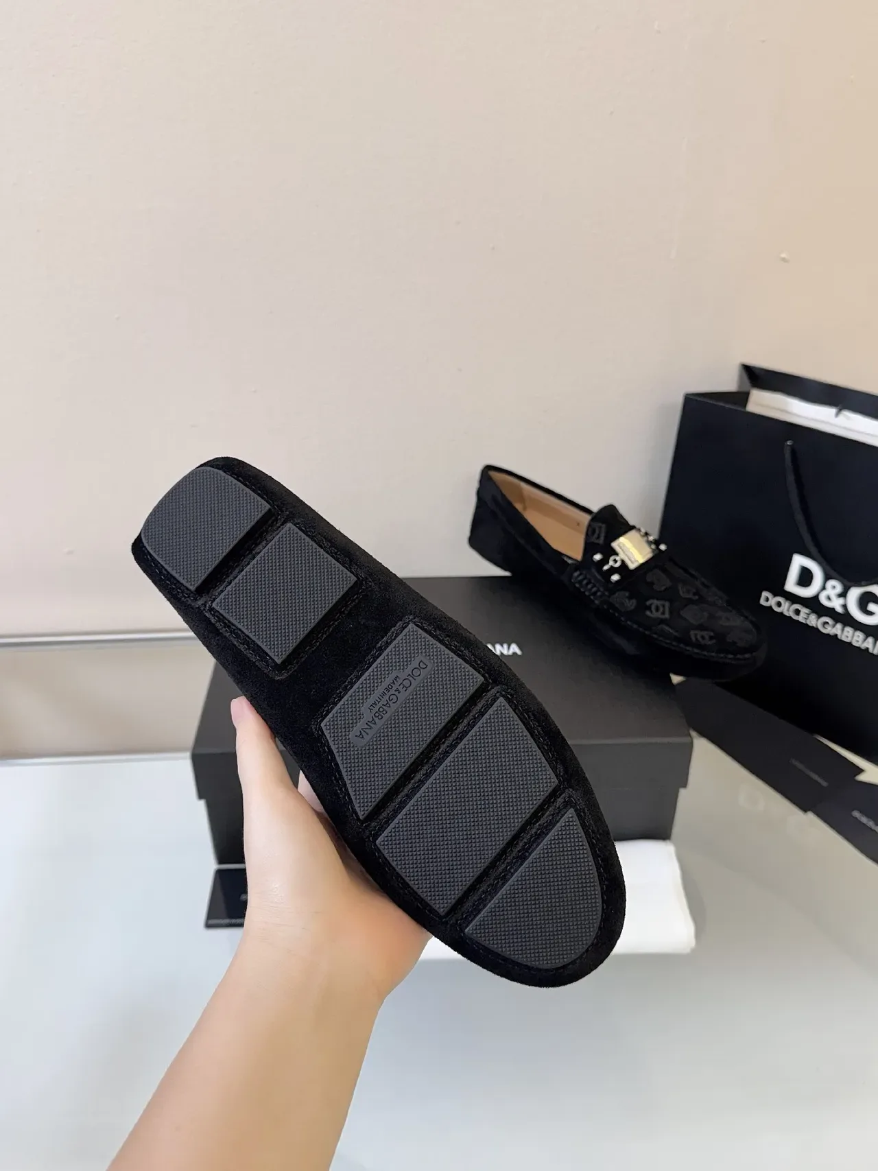 Dolce & Gabbana mocassin en daim monogrammé 5