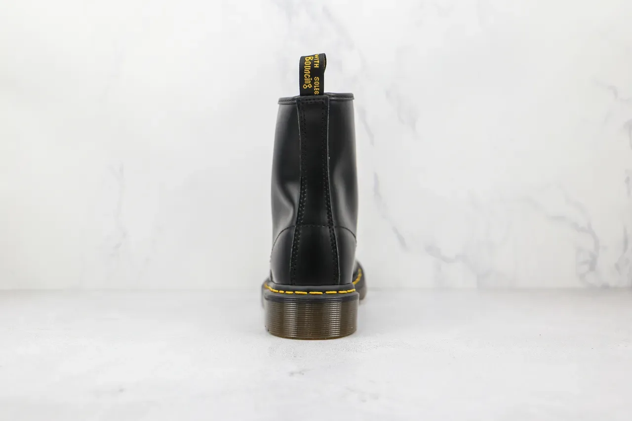 Botines Dr. Martens 1460 Cuir Noir Lisse Couture Jaune 2