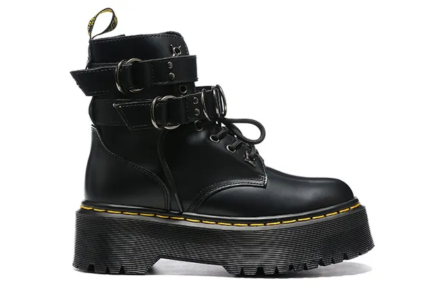 Dr. Martens Jadon Platform 黑色皮革踝靴 6