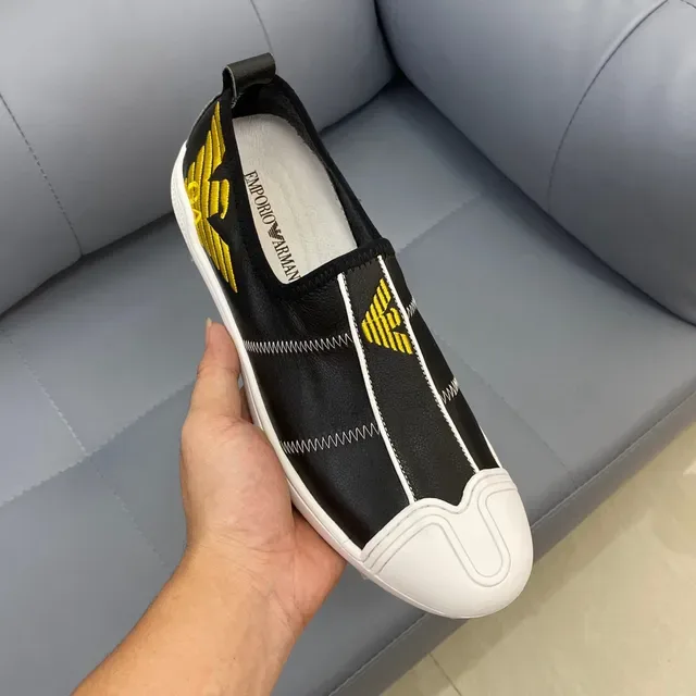 Emporio Armani Tênis Lifestyle Preto Branco Slip-On Couro Superior 4