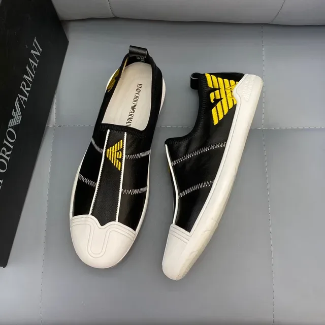 Emporio Armani Tênis Lifestyle Preto Branco Slip-On Couro Superior 7