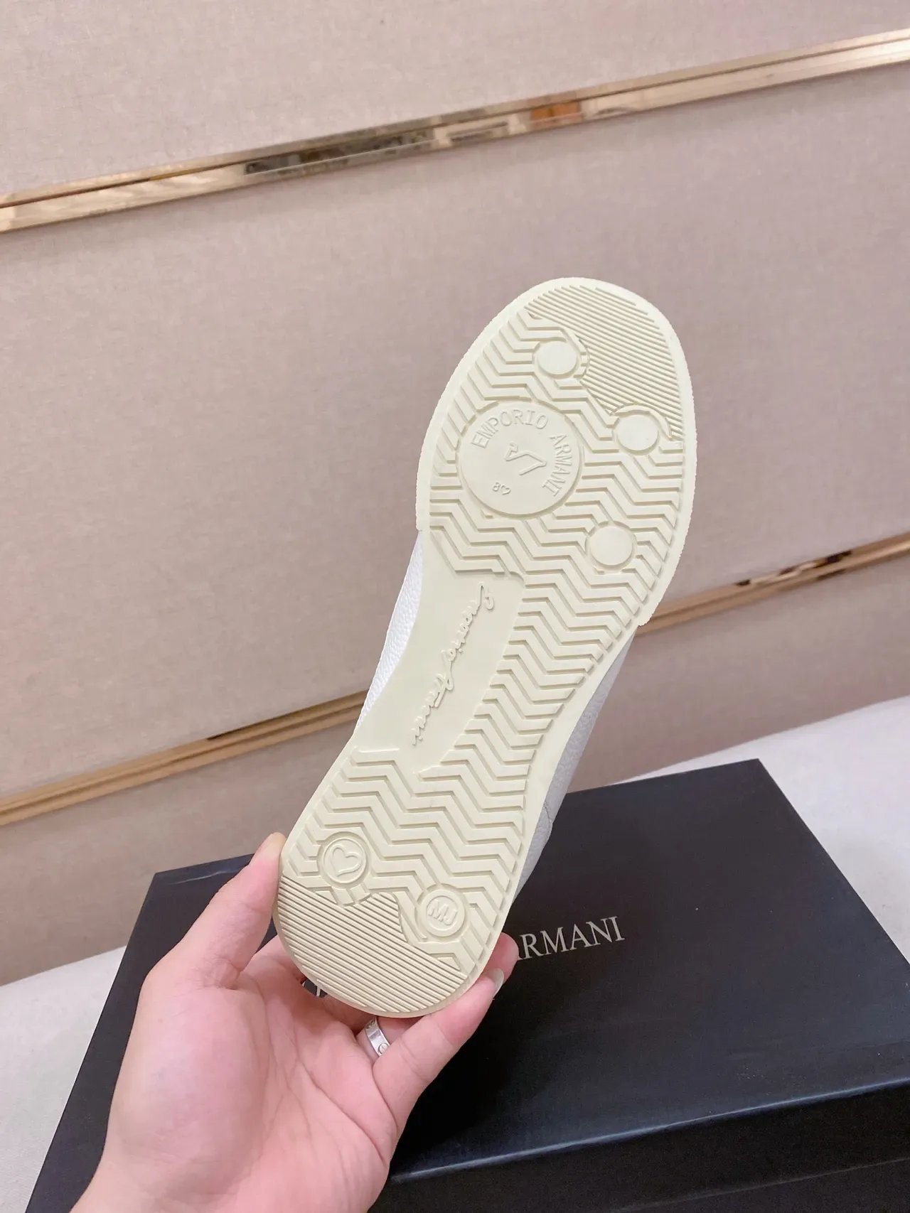 Emporio Armani নীল চামড়ার লাইফস্টাইল স্নিকার 2
