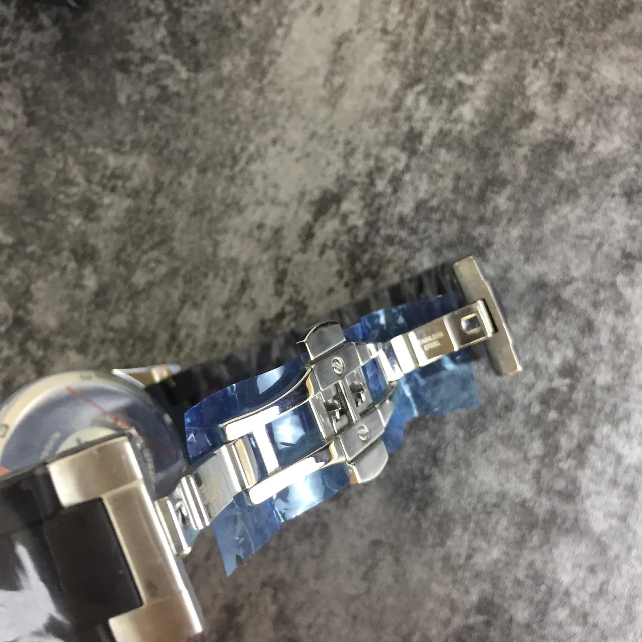 Emporio Armani كرونوغراف وجه أسود كيس بلون فضي حزام مطاطي ساعة ميكانيكية 5