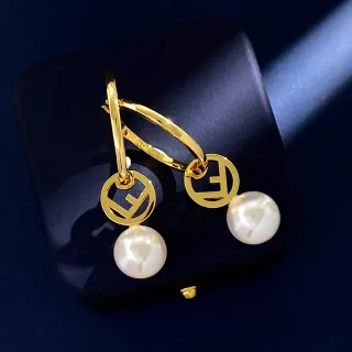 Fendi FF dourado branco argola Logo Disc brincos