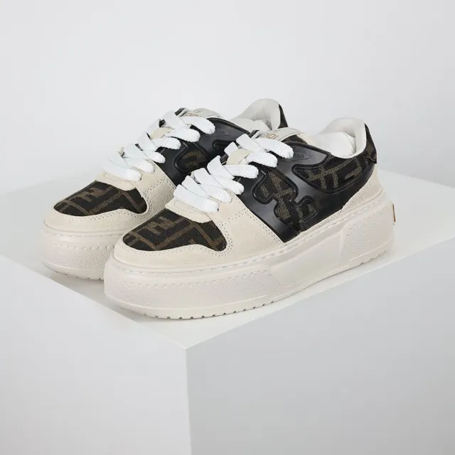 Fendi First Monogram Print Off-White chaussures lifestyle 2