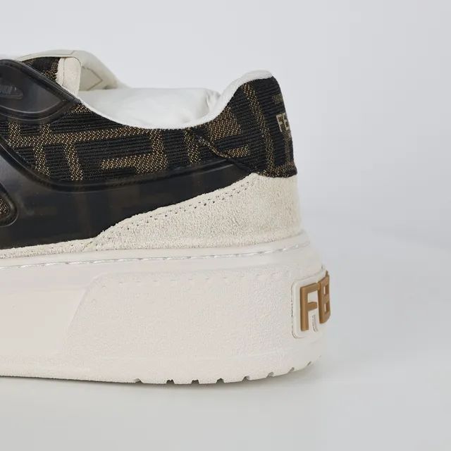 Fendi First Monogram Print Off-White chaussures lifestyle 4