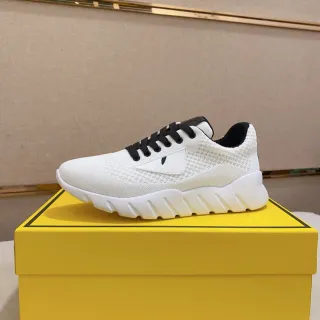 Fendi Branco Preto Upper Tricô Solado Grosso com Relevo Sneakers Lifestyle