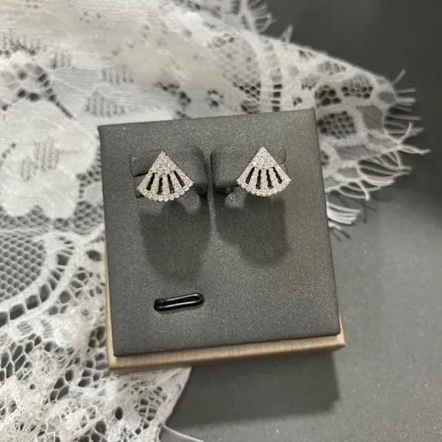 apm Monaco Fan-Shaped Pavé Stud Earrings 9