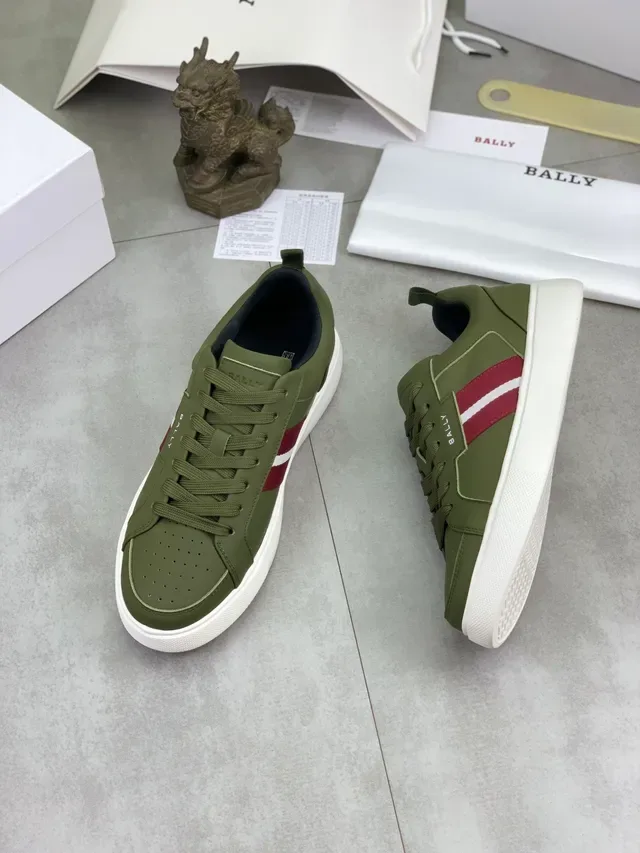 Bally Vert militaire rouge olive cuir pointe perforée lifestyle sneakers 3