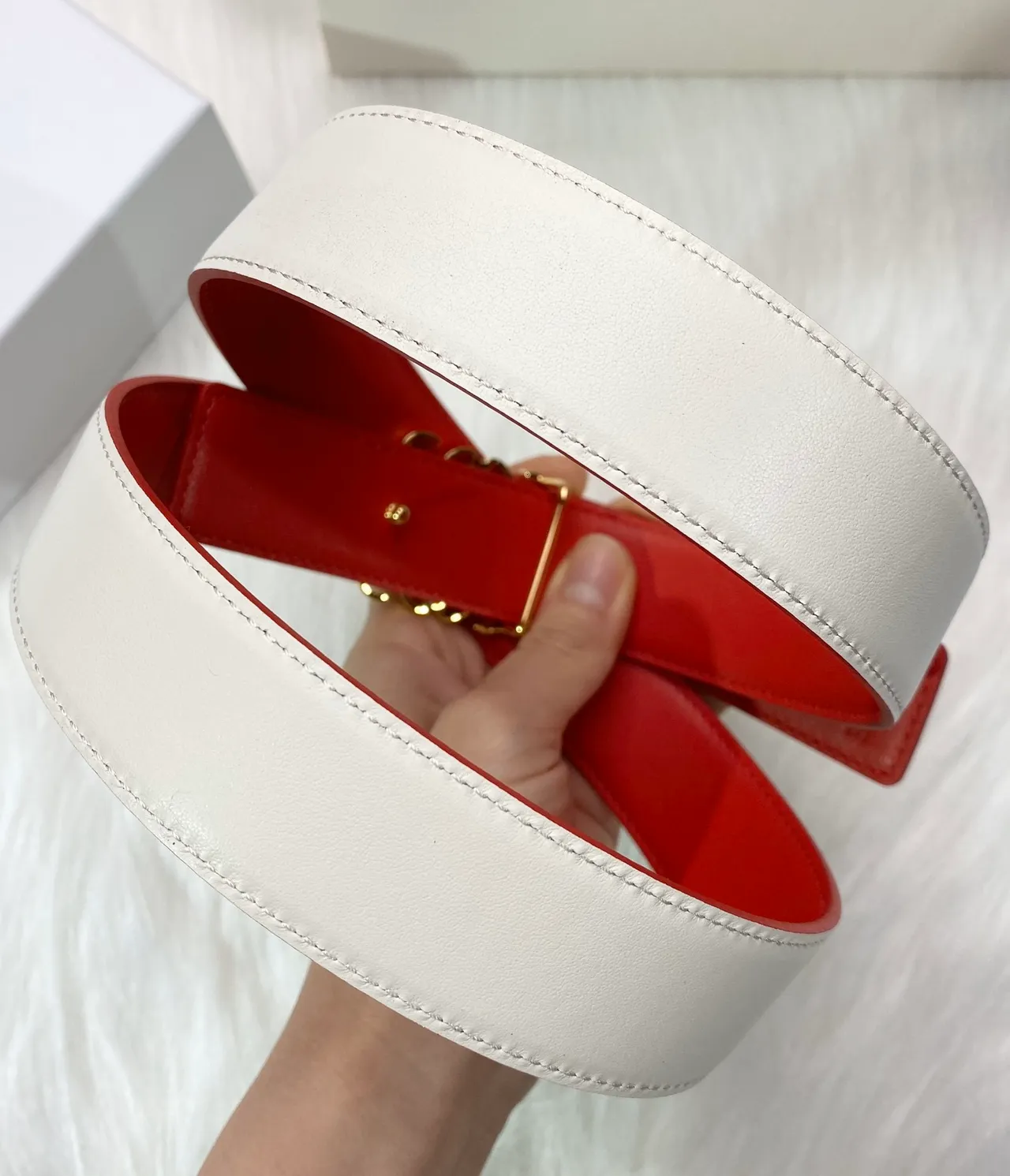 Beige Gold Off-White Lisse Interverrouiller Logo Boucle Ceinture en Cuir 7