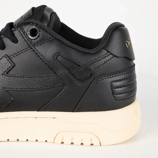سنیکرز جلد أسود وبيج Off-White Chunky Midsole 4