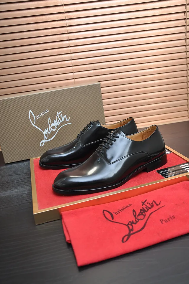 Sapato Oxford de bico cap preto brilhante 3