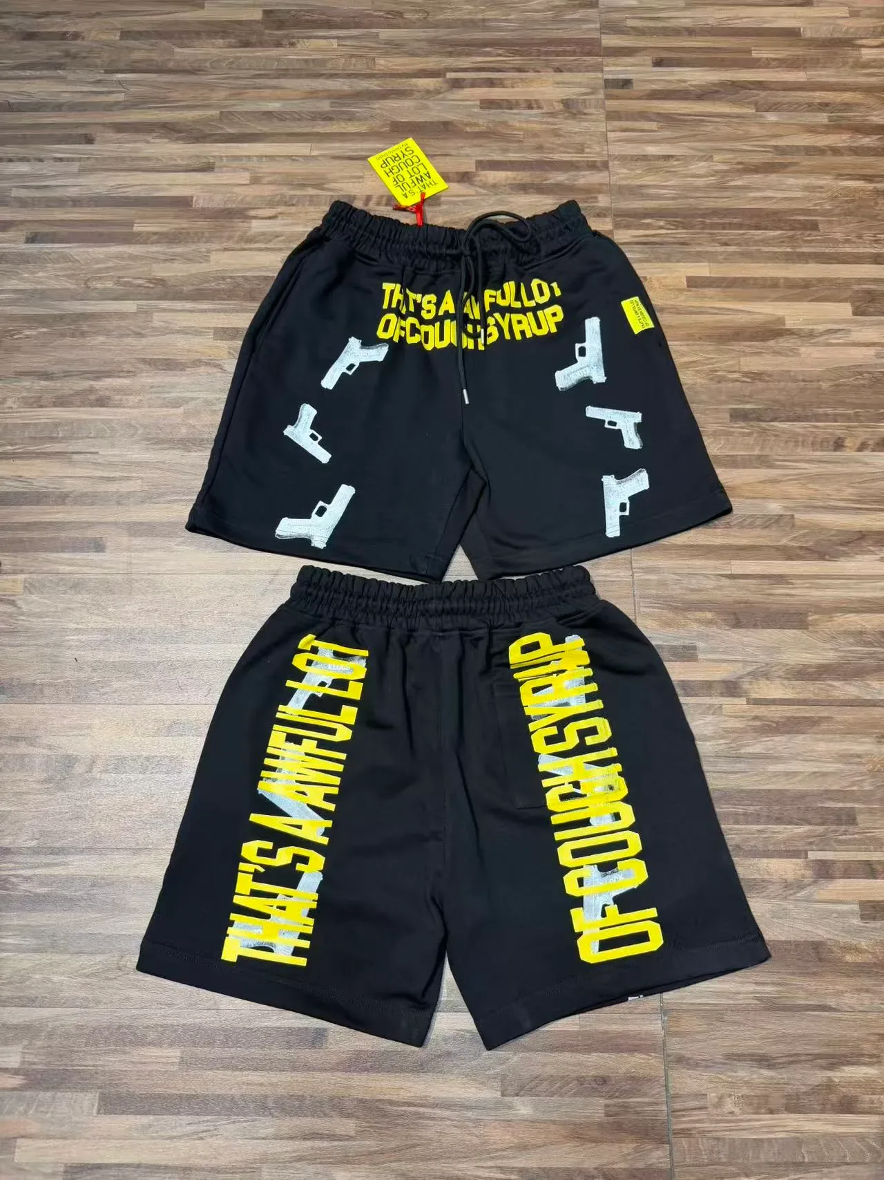 Black Graphic-Print Elastic-Waist Drawstring Shorts 7