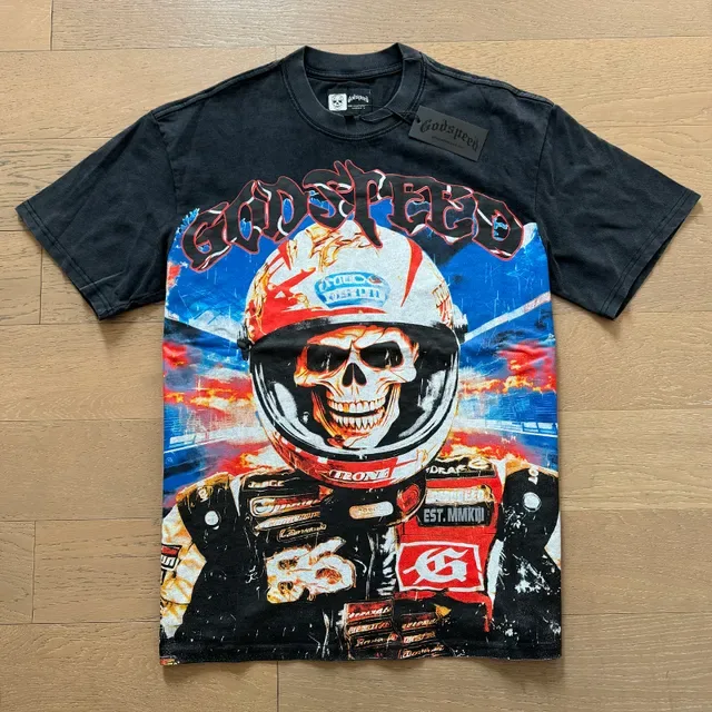 Black Graphic-Print Oversized Racer Skull Helmet T-Shirt 6