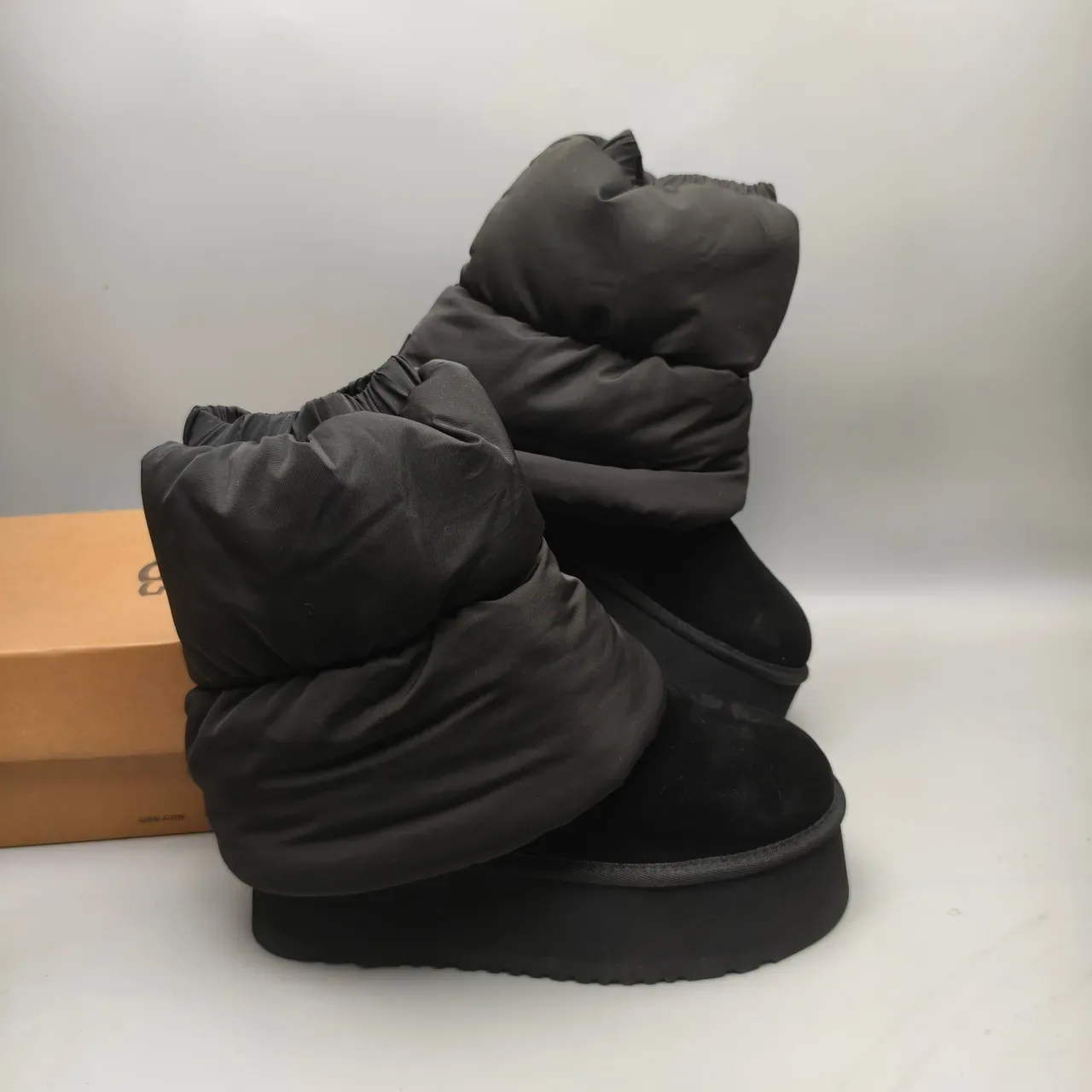 Black Platform Sole Plush Velvet Upper Snow Boots 6