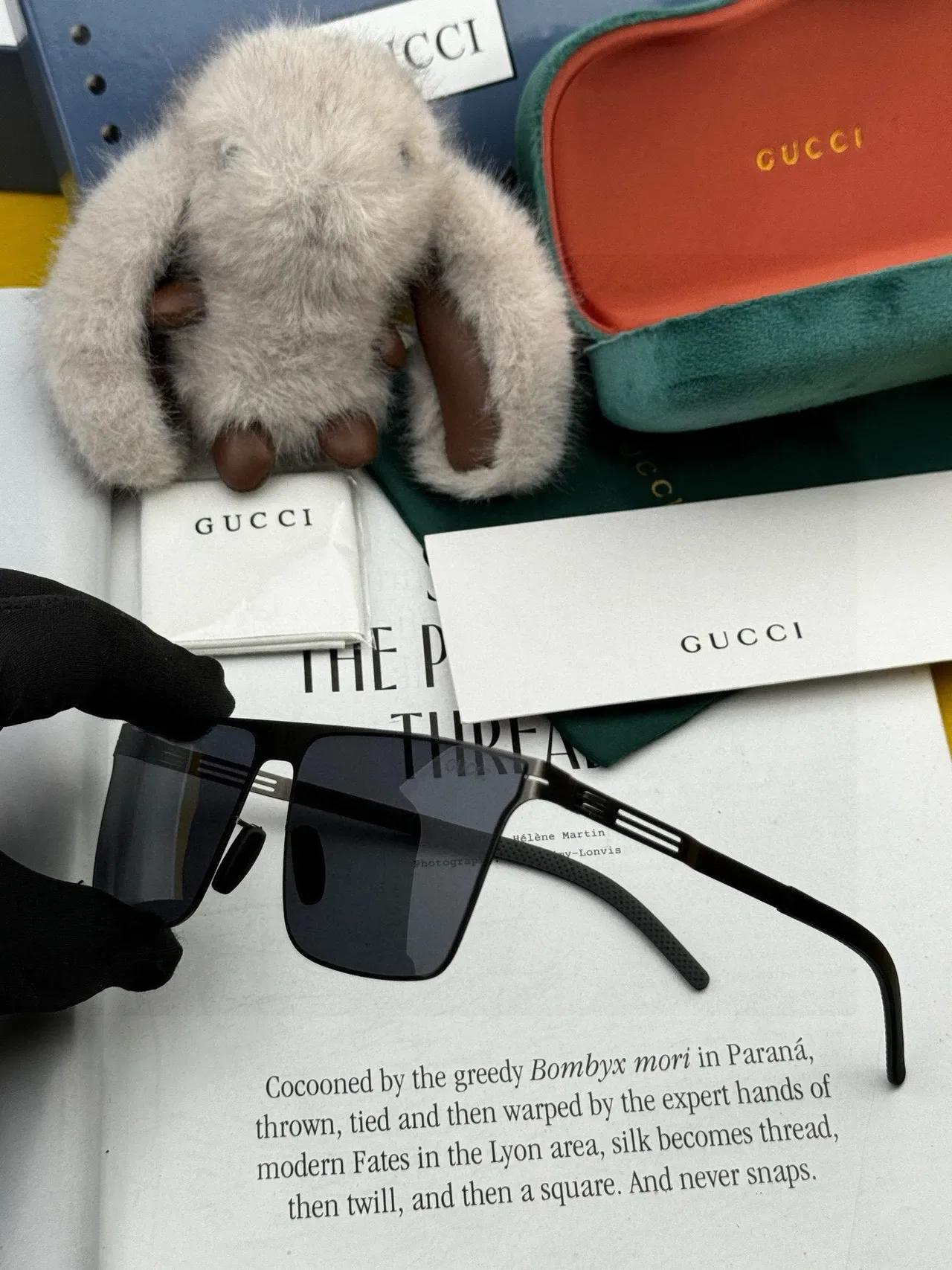Black Rectangular Thin-Frame Sunglasses 4