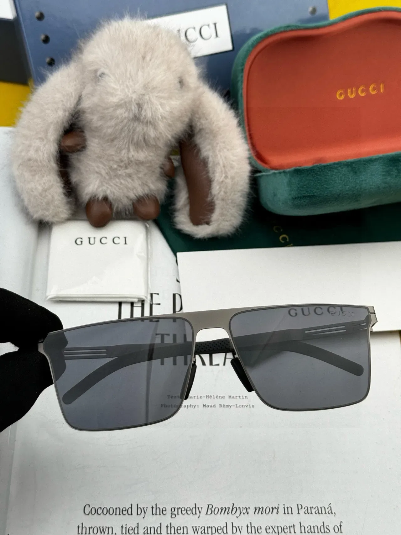 Black Rectangular Thin-Frame Sunglasses 7