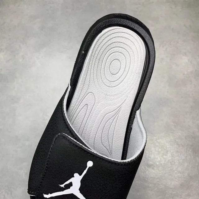 Black White Molded Rubber Sole Textured Upper Slippers 3
