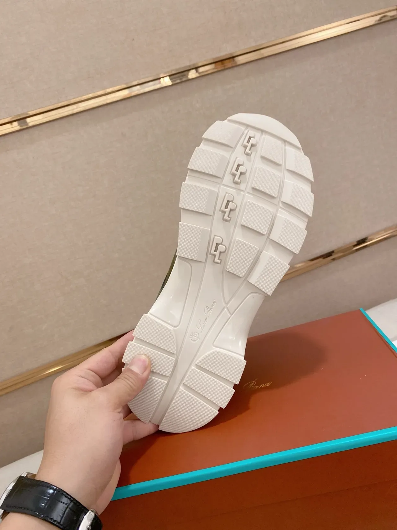 Black White Sole Mixed-Material Upper Chunky Sneakers 3