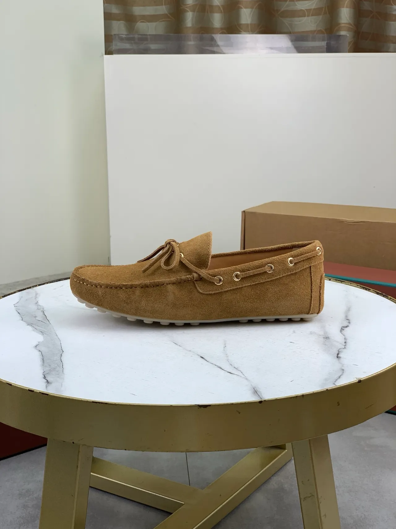 棕米色麂皮革鞋面 Moc-Toe 缝线 船鞋 5