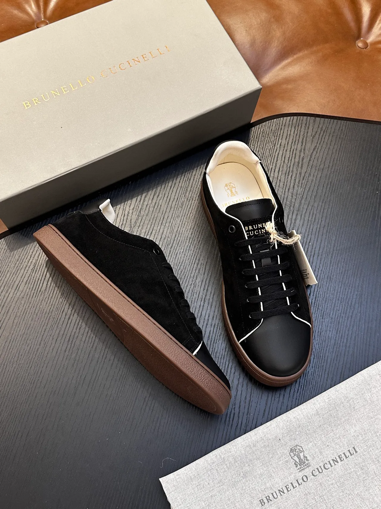 Brunello Cucinelli Preto Branco Camurça e Couro Superior Contraste Costura Loafer 4