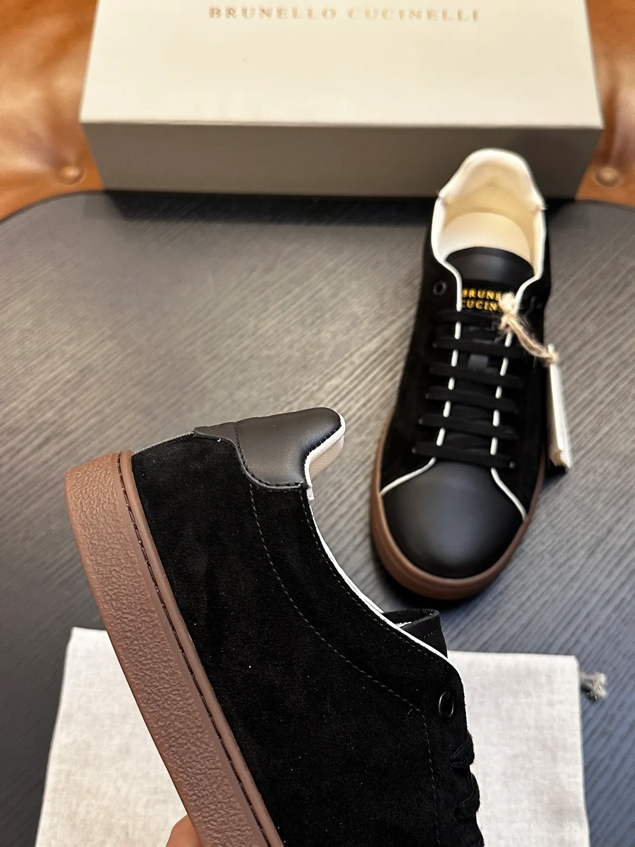 Brunello Cucinelli Preto Branco Camurça e Couro Superior Contraste Costura Loafer 7