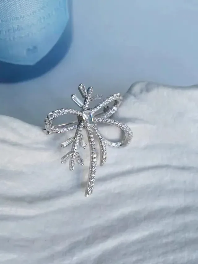 Crystal-Encrusted Bow Floral Brooch 9