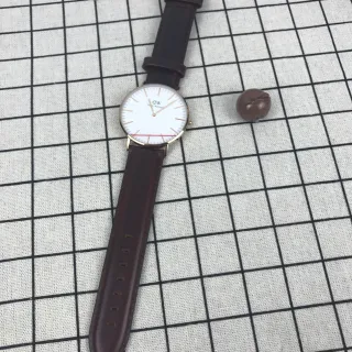 Daniel Wellington Classic Petite White Dial Brown Leather Strap Quartz Watch