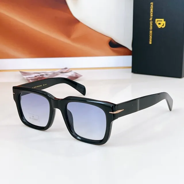 David Beckham Eyewear काला भूरा आयताकार फ्रेम कछुए के खोल वाले टेम्पल सनग्लासेज 4