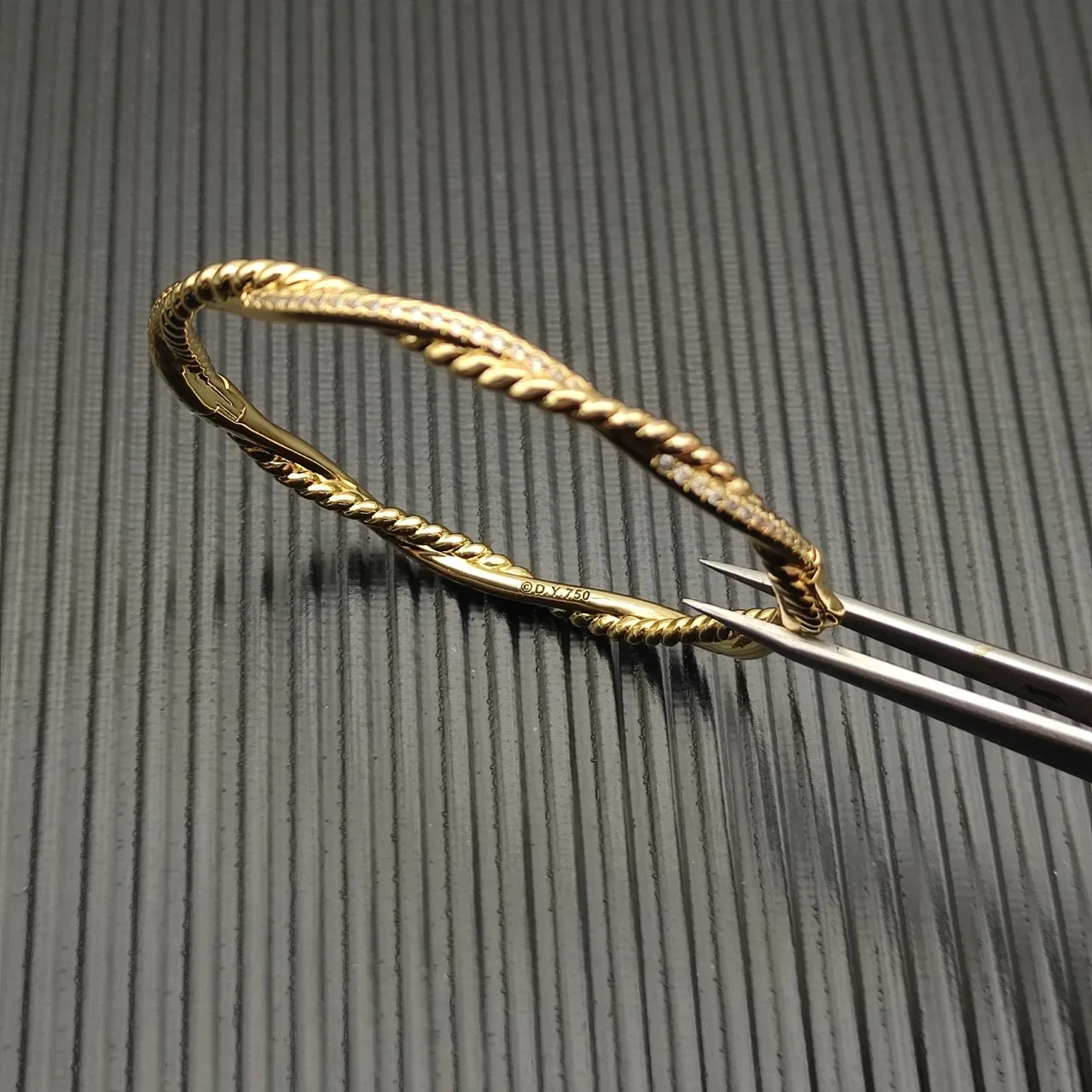 David Yurman Cable Classics Twisted Gold Bangle Bracelet 8