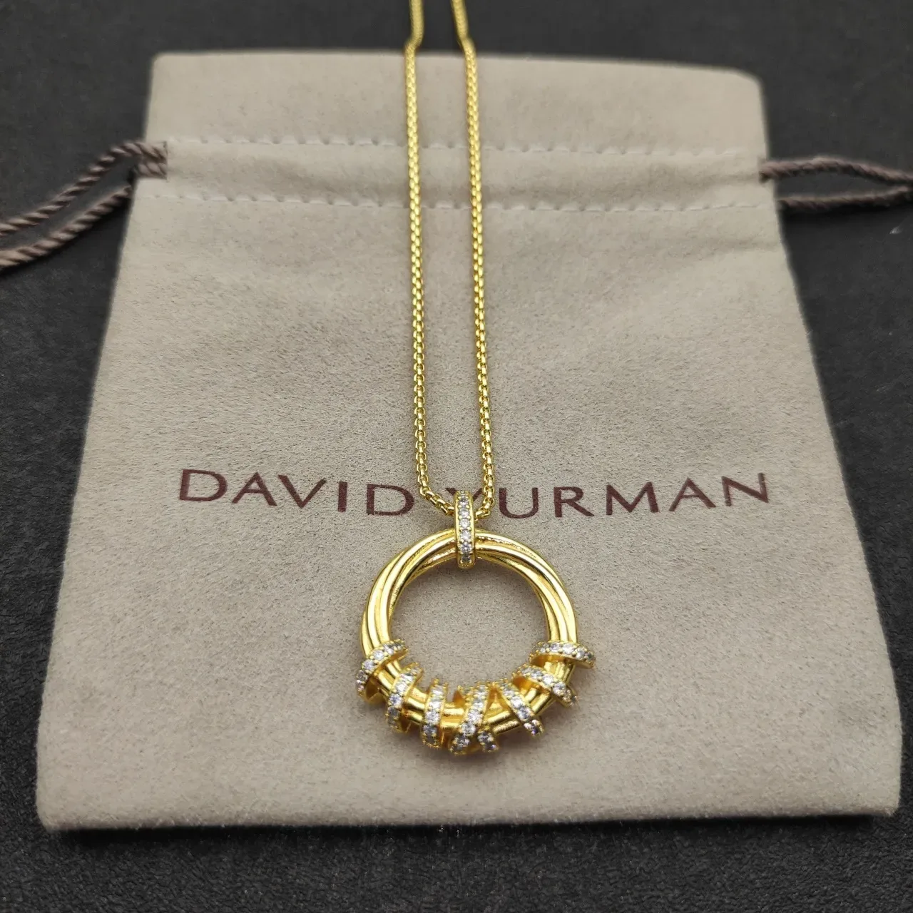 David Yurman Collier chaîne style cable or argent pendentif double anneau 6
