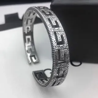 Pulsera de muñeca grabada con filigrana de llave griega