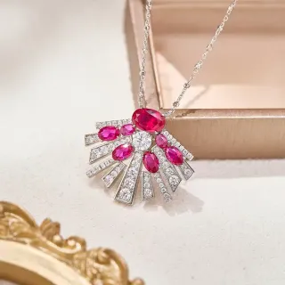 Collier avec pendentif en forme d'éventail en rubis et diamant Sunburst