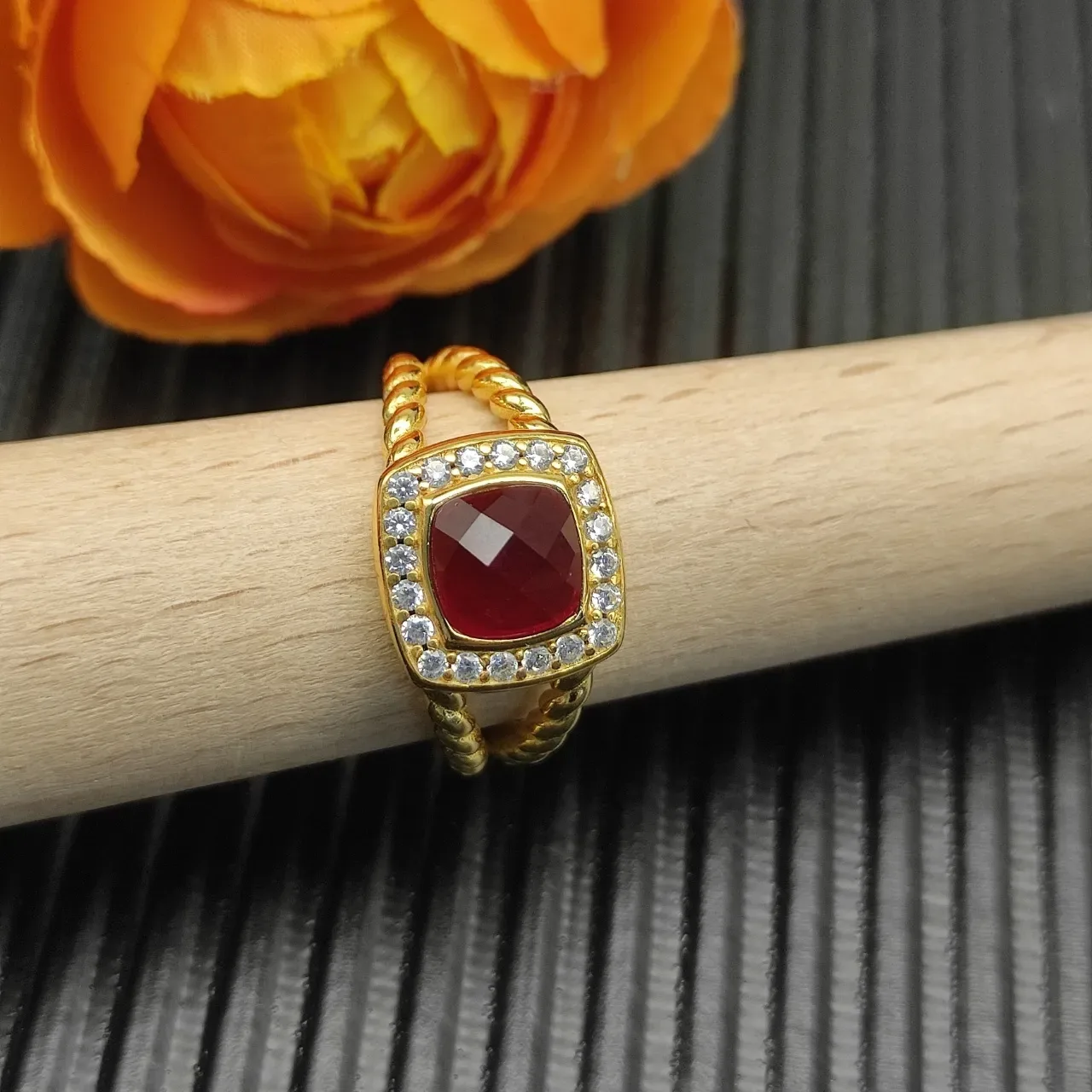 Gold Rope-Twist Band Cushion-Cut Red Gemstone Halo Ring 3