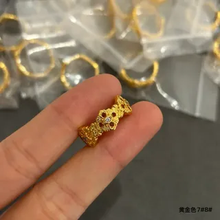 Bague en or et argent avec design floral orné de filigrane ajourée