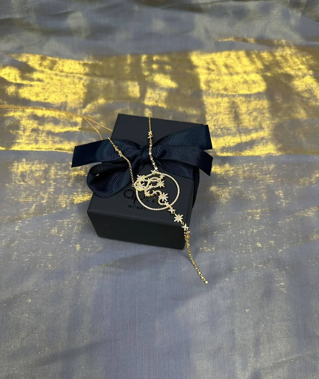 Gold-Tone Star Motif Circular Pendant Drop Necklace 6