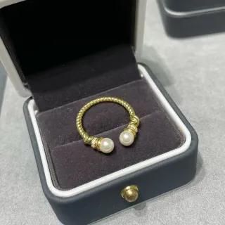 金色调扭绳双珍珠开口戒指