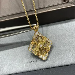 Gold White Floral Quatrefoil Pendant Pavé-Set Clear Stones Necklace