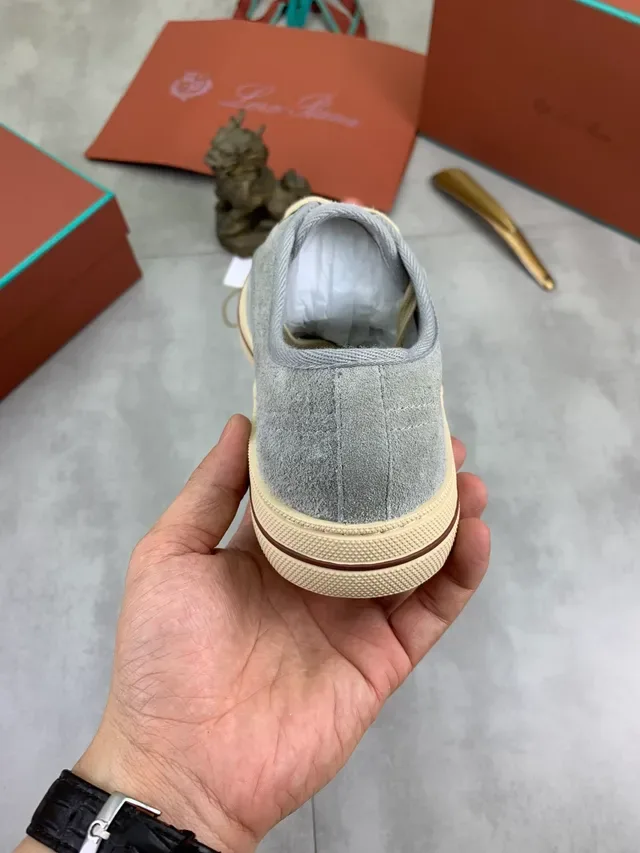 Zapatillas canvas gris beige con ante y cordones 2