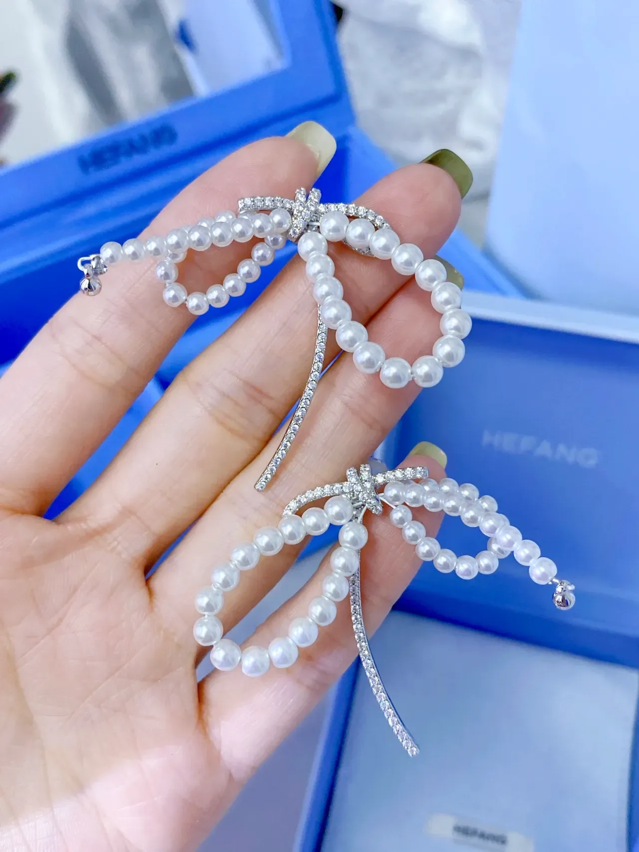 HEFANG Pearl Bow Crystal Asymmetrical Drop Earrings 7