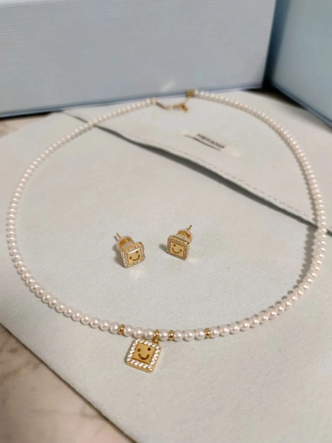 HEFANG White Gold Pearl-Beaded Necklace 4
