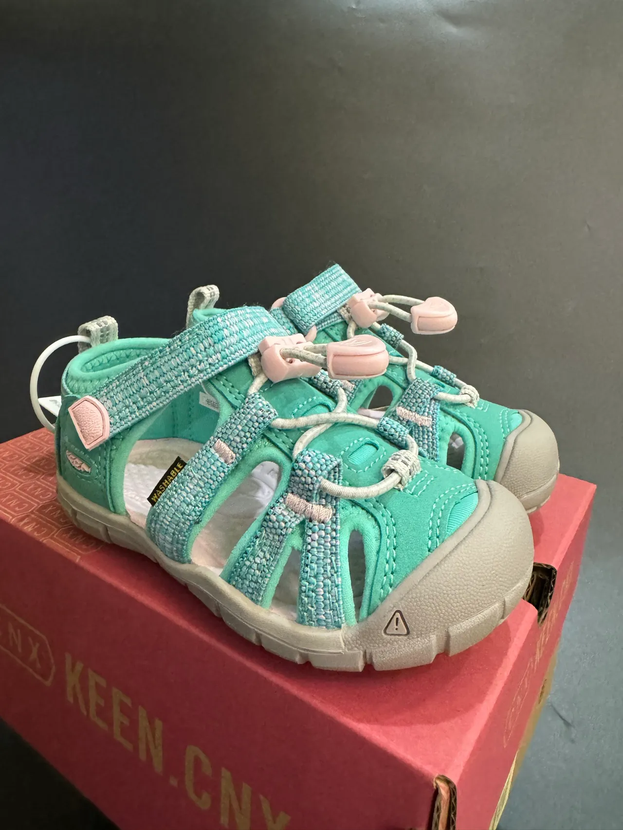 KEEN Blue Gray Open-Toe Multi-Strap Casual Sandals 16