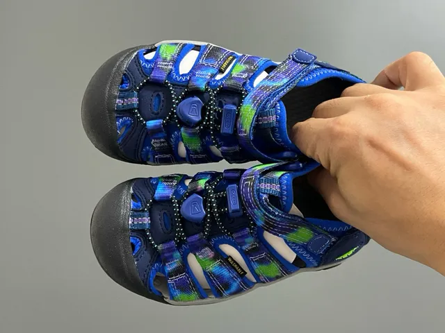 Keen Newport H2 Black Royal Blue Casual Sandals 22