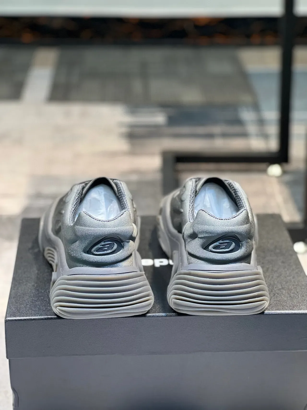 Monochromatic Metallic Gray Oversized Low-Top Chunky Sneaker 2