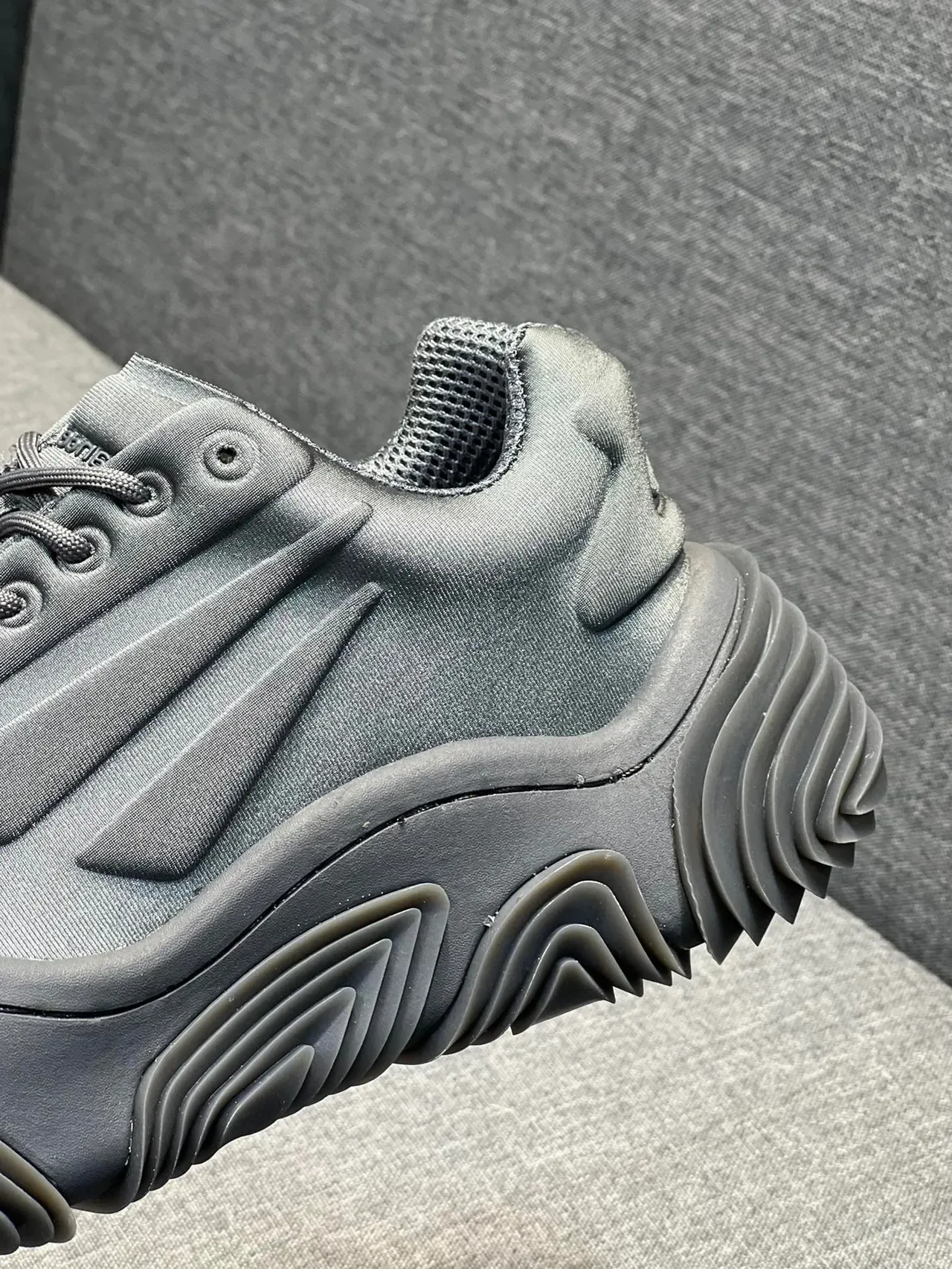 Monochromatic Metallic Gray Oversized Low-Top Chunky Sneaker 8