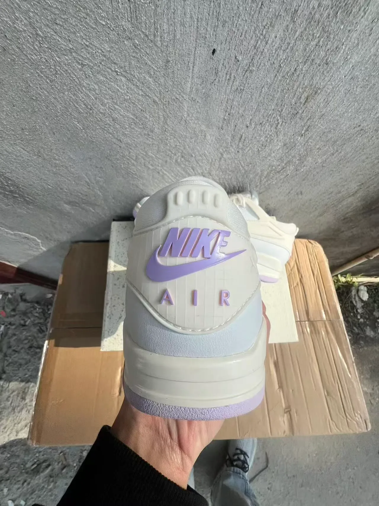 Off-White Cream and Mint Green Lifestyle Sneakers 8