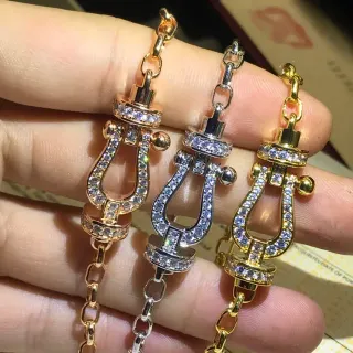 Pavé Crystal U-Shackle Pendant Chain Jewelry
