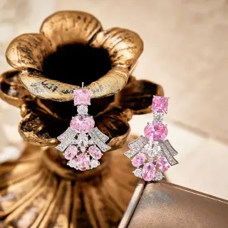 Aretes Fan-Dangle de Gemas Rosas y Transparente