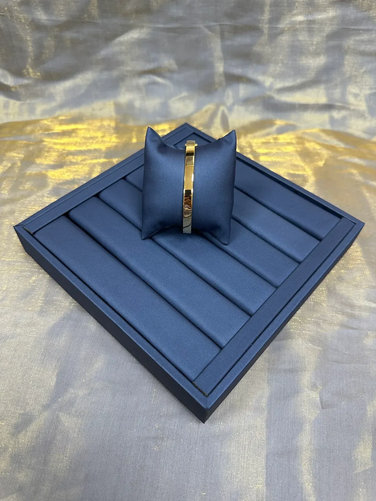 Polished Gold Minimalist Rigid Bangle Bracelet 8
